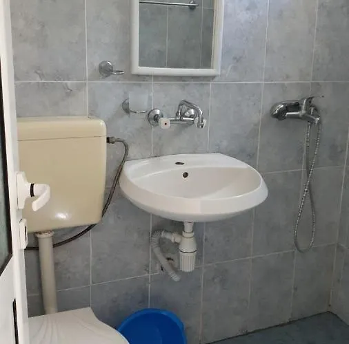 майстор костадин - 1878 בית הארחה 3*