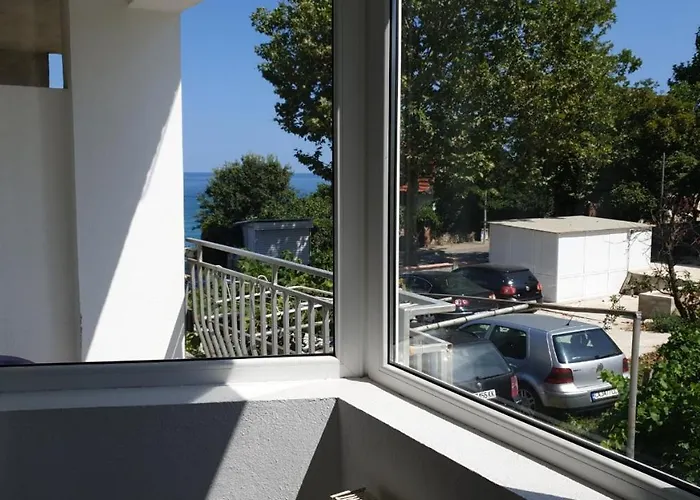 майстор костадин - 1878 בית הארחה