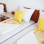 майстор костадин - 1878 Guest house